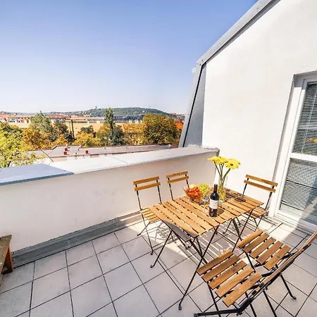 شقة Alone 5br+3bath Penthouse In Center Of