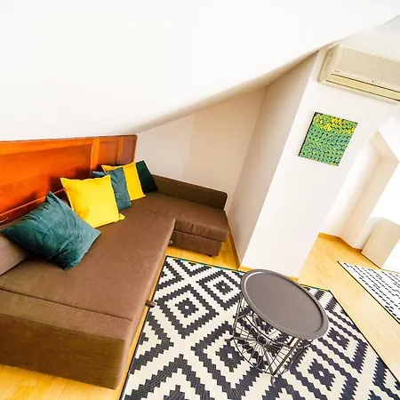아파트 Alone 5br+3bath Penthouse In Center Of *