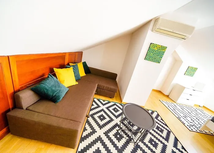 Apartmán Alone 5br+3bath Penthouse In Center Of *