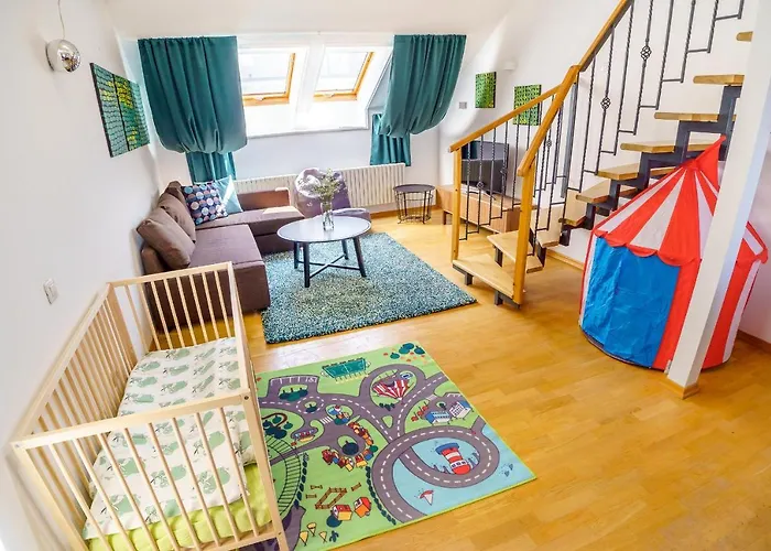 Alone 5br+3bath Penthouse In Center Of * Praha