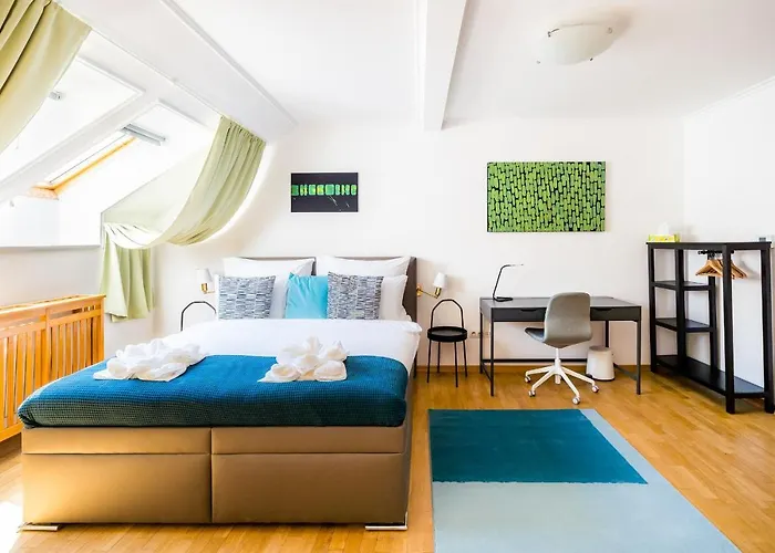 Apartmán Alone 5br+3bath Penthouse In Center Of *