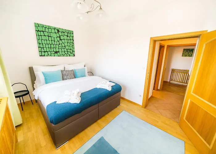 Alone 5br+3bath Penthouse In Center Of Apartmán Praha