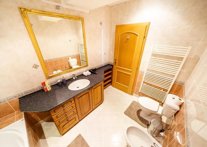 Alone 5br+3bath Penthouse In Center Of Apartmán *