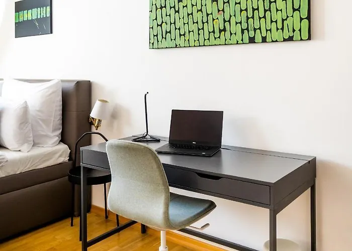 Alone 5br+3bath Penthouse In Center Of Praha