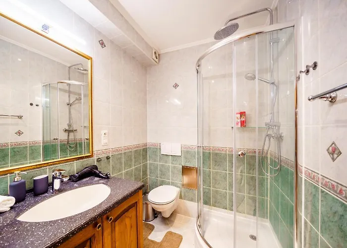 Alone 5br+3bath Penthouse In Center Of * Praha