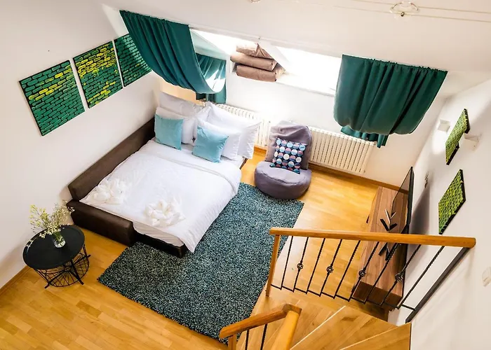 Apartmán Alone 5br+3bath Penthouse In Center Of *